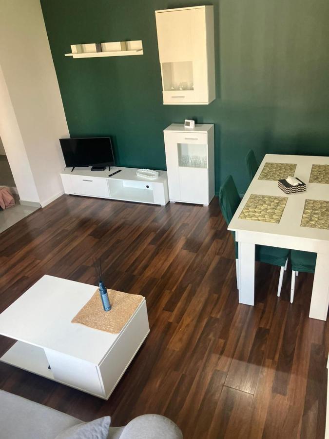 Apartament Centrum Валбжих Екстер'єр фото